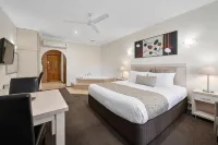 Heritage Motor Inn Corowa - parking