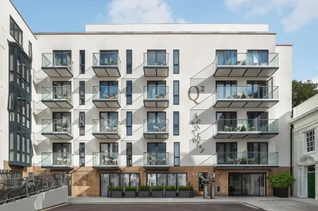 Q Square by Supercity Aparthotels Отели рядом с достопримечательностью «University of Brighton Art Gallery»