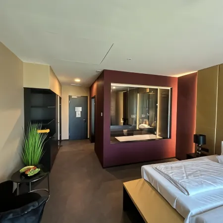 Primetime Hotel