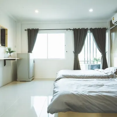 Posh 39 Hotels near Krua Siam