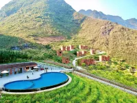 Hmong Village Ha Giang Hotels in Lao Va Chai