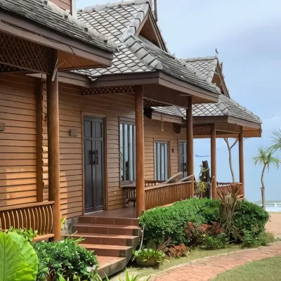 Baan Pakgasri Hideaway Hotels near Klong Nin Beach