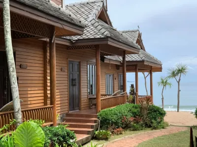 Baan Pakgasri Hideaway Hotels near Klong Nin Beach