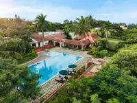 Gateway Chikmagalur - piscina