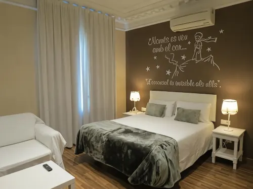 Hostal Petit Príncep - อ่างจากุชชี่