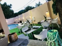 Global Village Guest House - parking