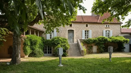 Château Gautoul Отели в г. Монтегю-де-Керси