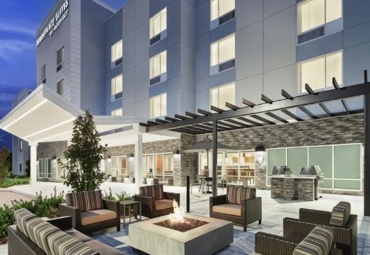 2. 메리어트 리즈버..