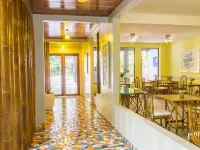 Hotel Plaza Yara โรงแรมใกล้ท่าจอดเรือ Pez Vela