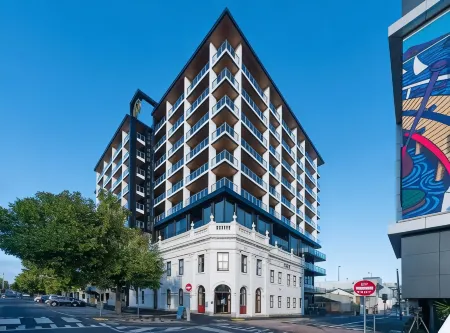 Oaks R Suites Geelong Отели в г. Джелонг