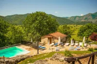 Villa la Voce Del Vento Hotels in Pastena