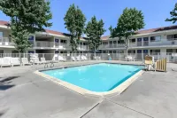 Super 8 by Wyndham San Jose