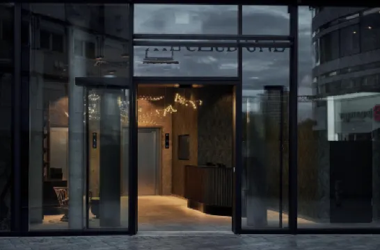 The Cloud One Düsseldorf-KöBogen โรงแรมใกล้สวนสาธารณะฮอฟการ์เทน