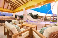 Spectacular oceanfront home