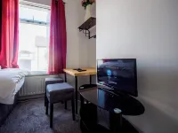 12 Cornwallis Lodge Family Room 2
