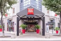 Ibis Paris Bastille Opéra 11ème Hotel in zona Le Jardin des Rosiers - Joseph-Miguere