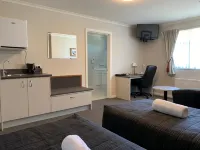 High Peaks Hotel Hotels in Fox Glacier