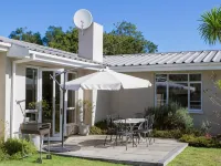 Cherry Berry Lodge Hotels in George Municipality