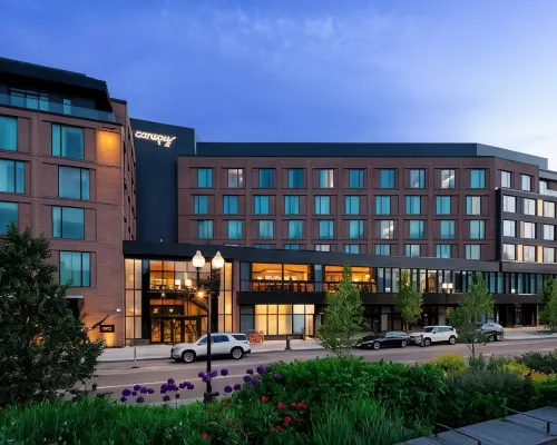 Canopy by Hilton Boston Downtown Hotels near Custom House