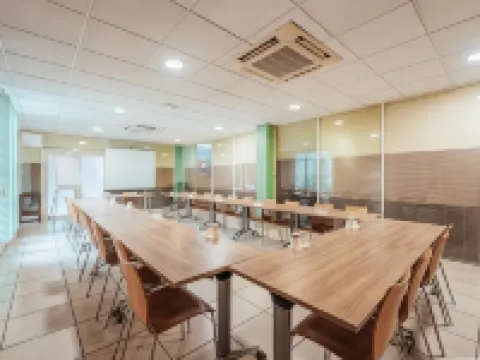 中心國際德塞茹爾旅舍 法蘭西堡住宿飯店