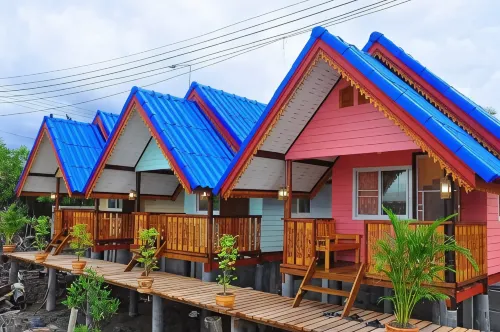 Sampaongern Home Stay - Parkplatz