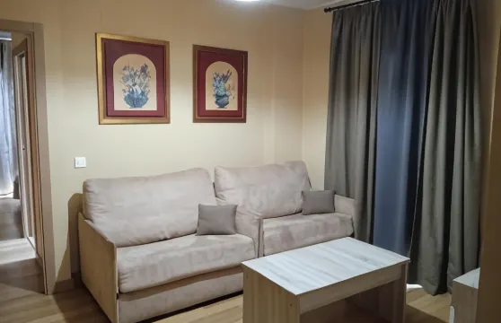 拉加爾薩觀光公寓酒店