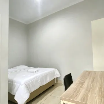 V Hostel