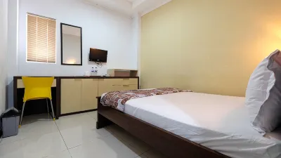 Hotel Elresas Hotell i Sukomulyo