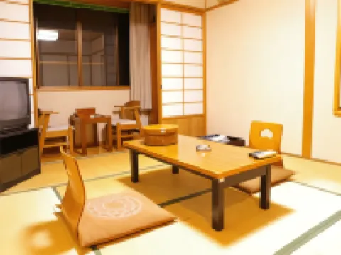 Woody House Kamo
