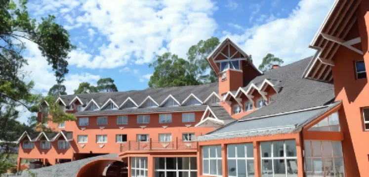 雷納斯森薩酒店