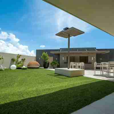 Embassy Suites by Hilton Santo Domingo Hotel Exterior