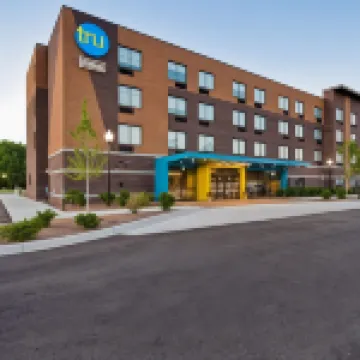 Tru by Hilton Sterling Heights Detroit
