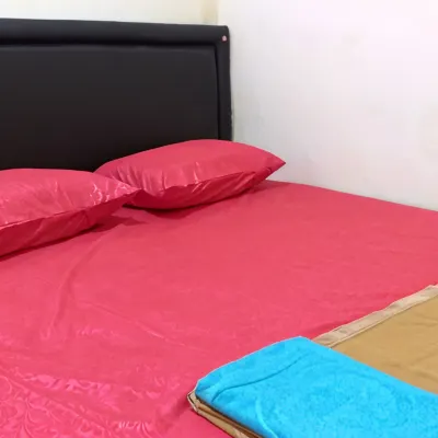 Hotel Grand Iora Bekasi by MyHome Hospitality โรงแรมใกล้สถานีขนส่งผู้โดยสารปูโลเกบัง
