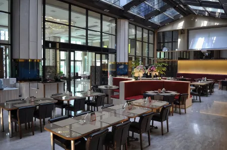 Happiness Inn Hotel Отели рядом с достопримечательностью «Yonglian Temple»