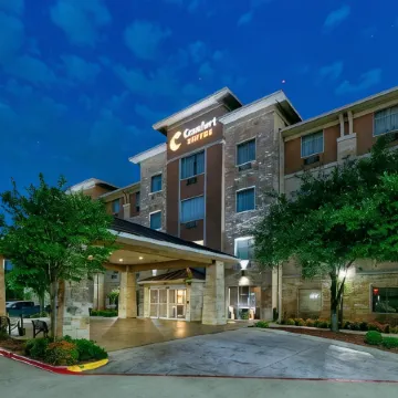 Comfort Suites Arlington - Entertainment District