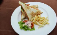 Surya Yudha Hotel - Parkering