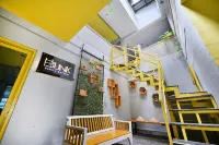 Bunk Bed and Breakfast