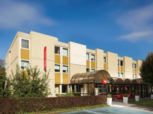 Ibis Marne-la-Vallée Émerainville Hotels in Pontault-Combault