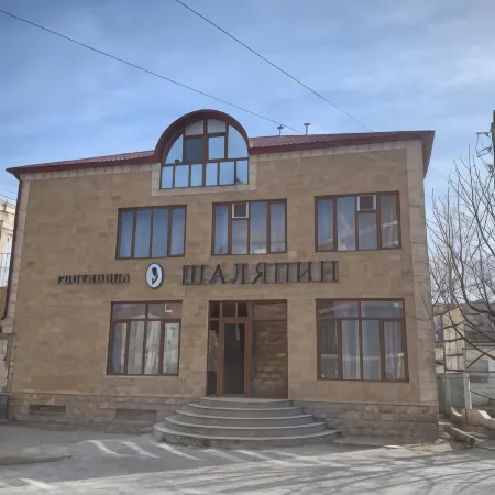 Шаляпин Отели в г. Дербент