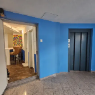 สเตย์ทูไนท์โฮสเทล