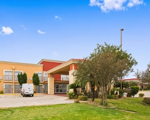 Best Western Plus Atrium Inn Hotels in Guadalupe County
