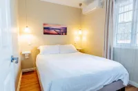 Metawisebnb Waterfront 3BR Coastal Escape - Parvekkeita