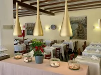Hotel Villa Naranjos - breakfast