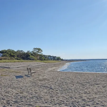 2026 Summer Rental Available in East Hampton. Private Bay Beach Community!