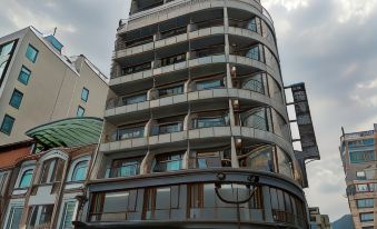 Ming Yue Hu Hotel