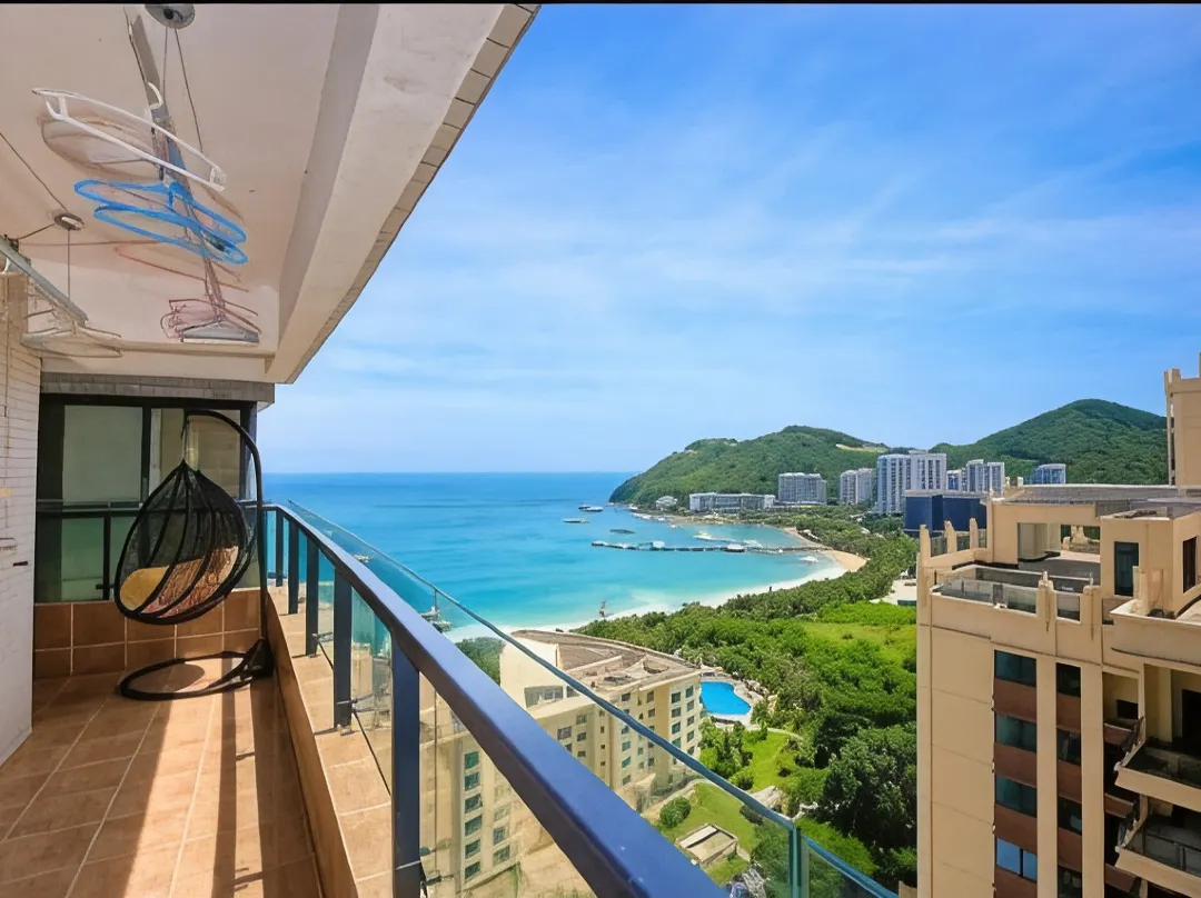 Pisces Seaview Holiday Apartment - Sanya
