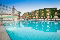 Bella Beach Hotel - Pools