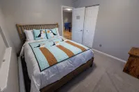 Quiet large home in South Anchorage to launch your Alaska Adventure! - balcon
