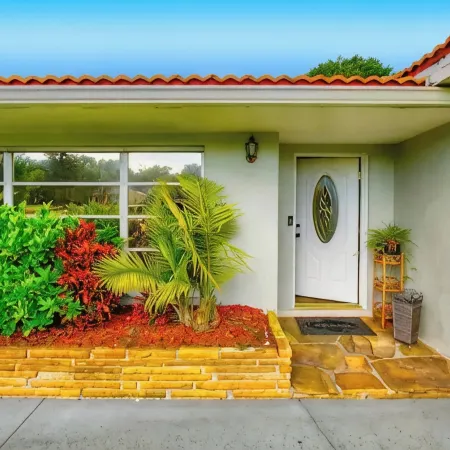 Charming Clearwater Family Home w pool