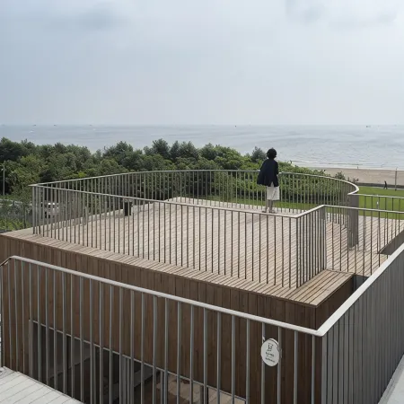 theTANG by the sea